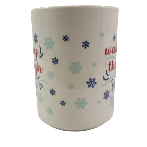 Crofton Mug WALKING THORUGH THE SNOW  Graphic 16 Oz Ceramic Coffee Tea Cup - NEW - Picture 6 of 15